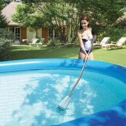 Aspirateur Rechargeable Telsa 15 -Intex Piscines Soldes aspirateur rechargeable telsa 15 2