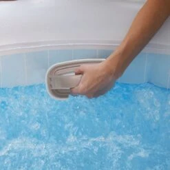 Kit D'entretien Essentiel Spa -Intex Piscines Soldes kit d entretien essentiel spa 2