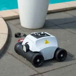 Robot Piscine Robotclean Accu Ubbink -Intex Piscines Soldes robot piscine robotclean accu ubbink 3