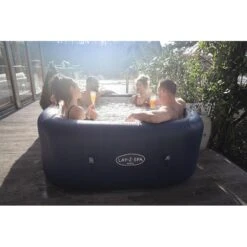 Spa Bestway Lay-Z Hawaii Air Jet 4-6 Places -Intex Piscines Soldes spa bestway lay z hawaii air jet 4 6 places 5